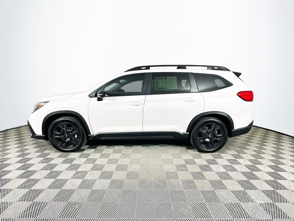 Used 2023 Subaru Ascent Onyx Edition image 6