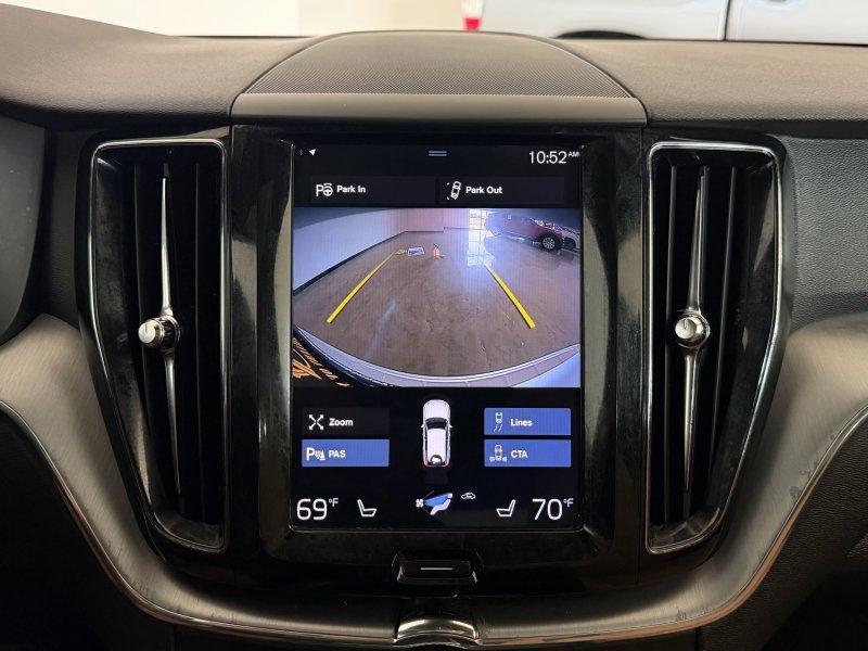 Used 2019 Volvo XC60 T6 Momentum w/ Premium Package AWD/4WD image 26