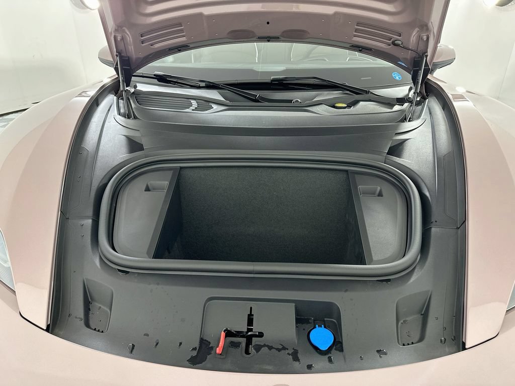 New 2026 Porsche Taycan AWD/4WD image 31