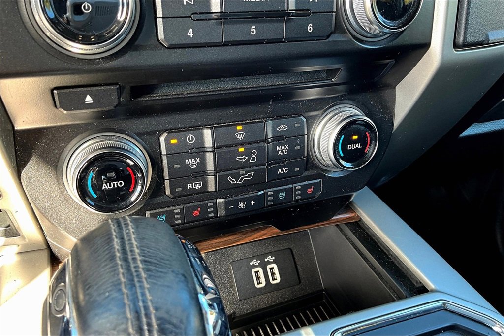 Used 2016 Ford F150 Lariat w/ Equipment Group 502A Luxury image 30