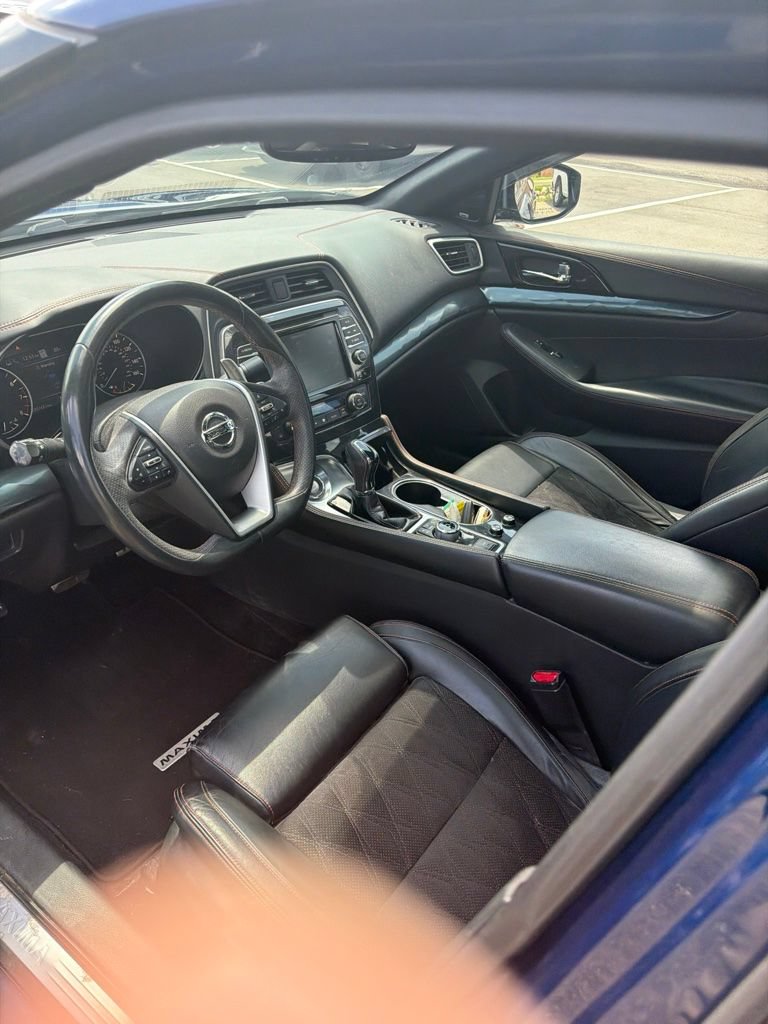 Used 2019 Nissan Maxima SR FWD image 9