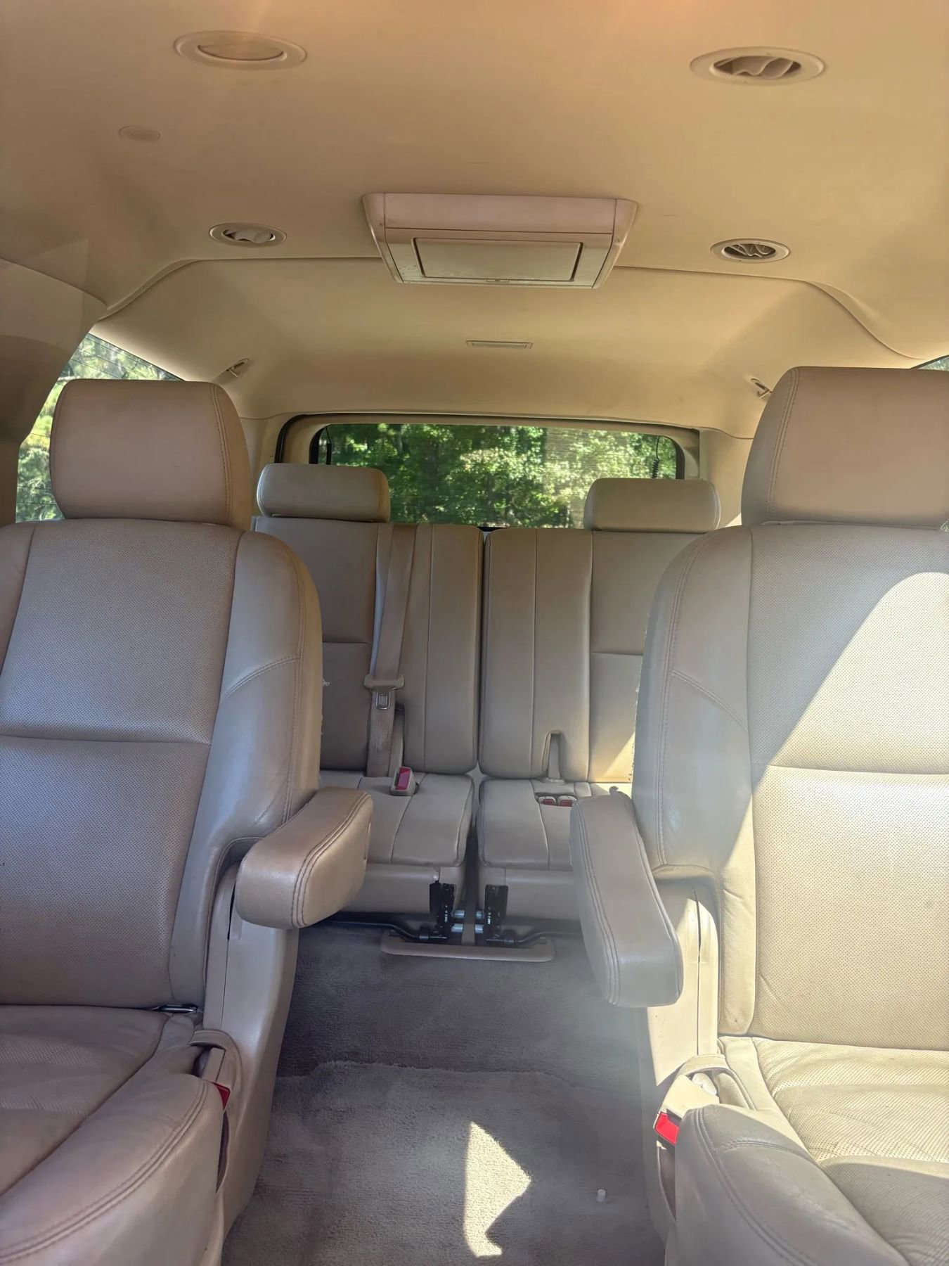 Used 2013 Cadillac Escalade ESV Premium image 34