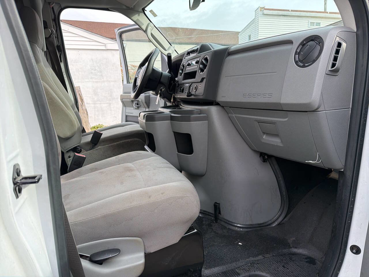 Used 2022 Ford E-350 and Econoline 350 Super Duty w/ Power Windows & Locks Group RWD image 21
