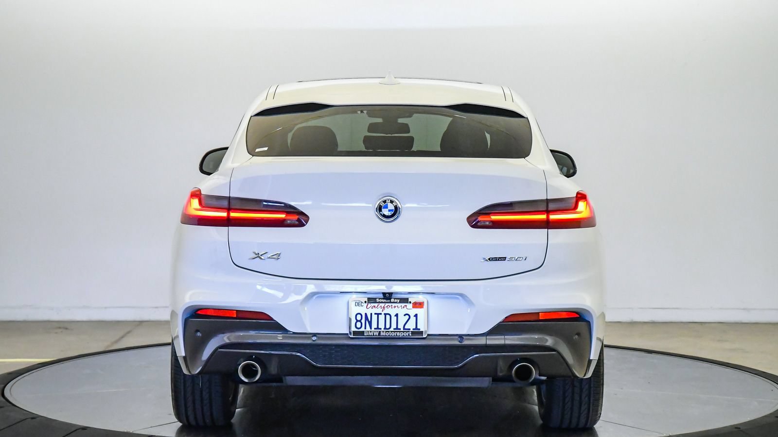Used 2020 BMW X4 xDrive30i w/ M Sport Package 2 AWD/4WD image 3