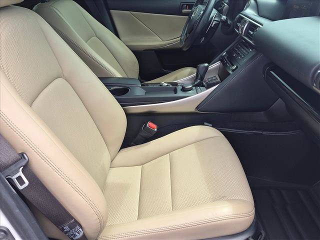 Used 2018 Lexus IS 300 AWD w/ Comfort Package image 19