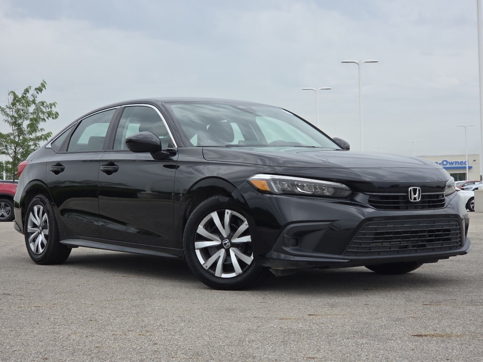 Used 2023 Honda Civic LX image 2