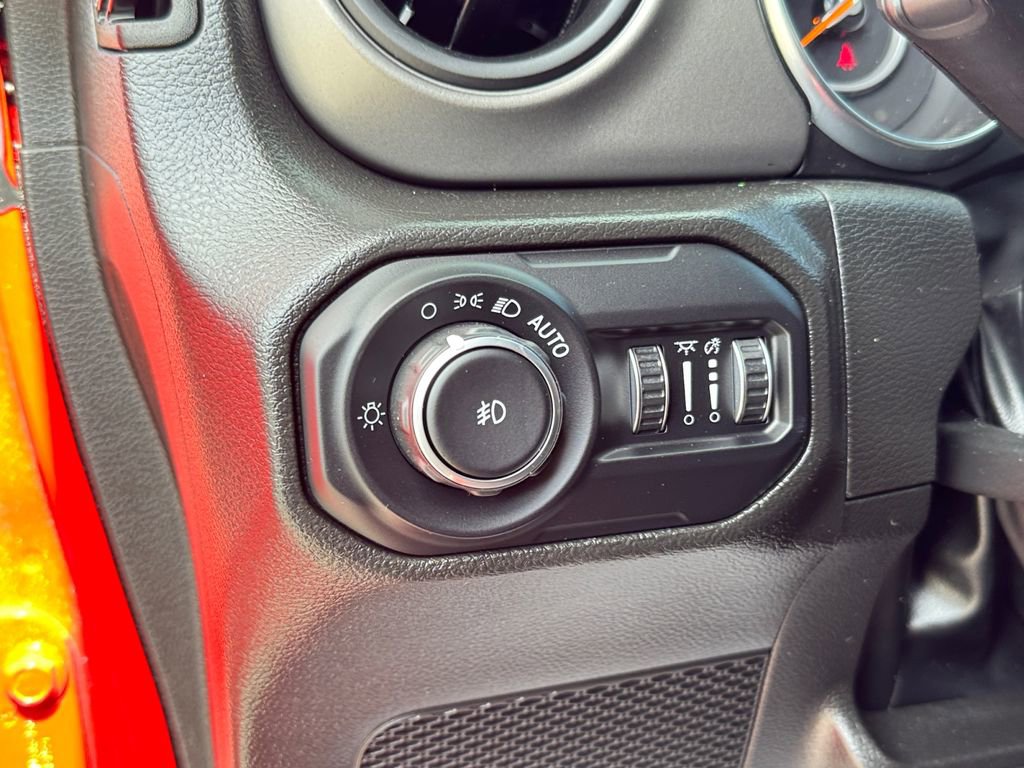 Used 2022 Jeep Wrangler Unlimited Sport S image 31