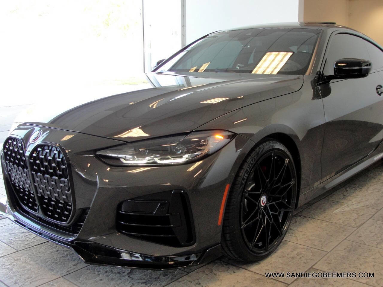 Used 2023 BMW M440i Coupe w/ Premium Package RWD image 39