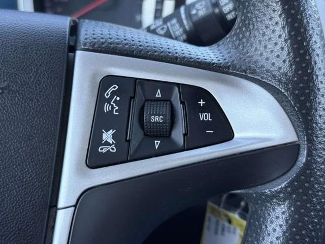 Used 2017 Chevrolet Equinox LT FWD image 19