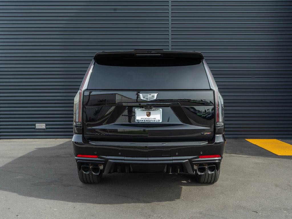 Used 2026 Cadillac Escalade V w/ LPO, ONYX Package image 10