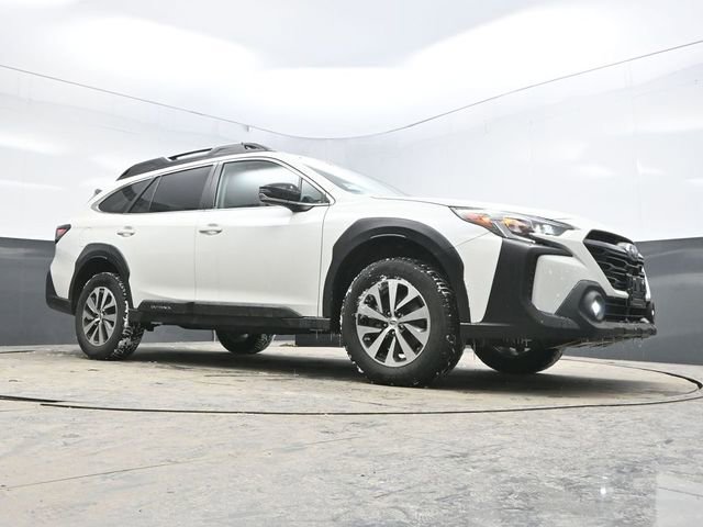 Used 2024 Subaru Outback Premium image 35