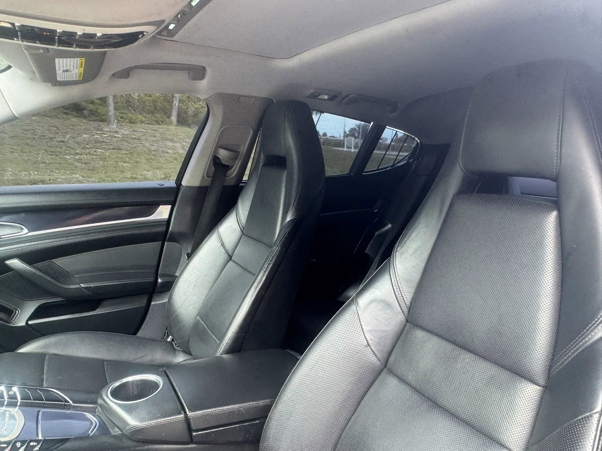 Used 2010 Porsche Panamera S RWD image 19