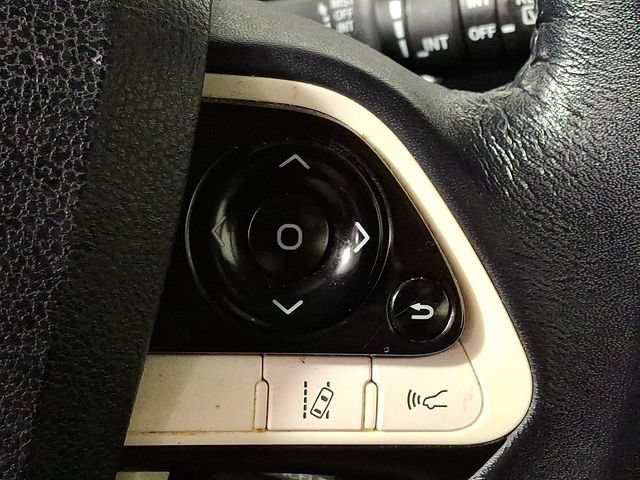 Used 2017 Toyota Prius Three Touring FWD image 21