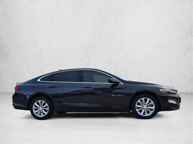 Used 2025 Chevrolet Malibu LT FWD image 4