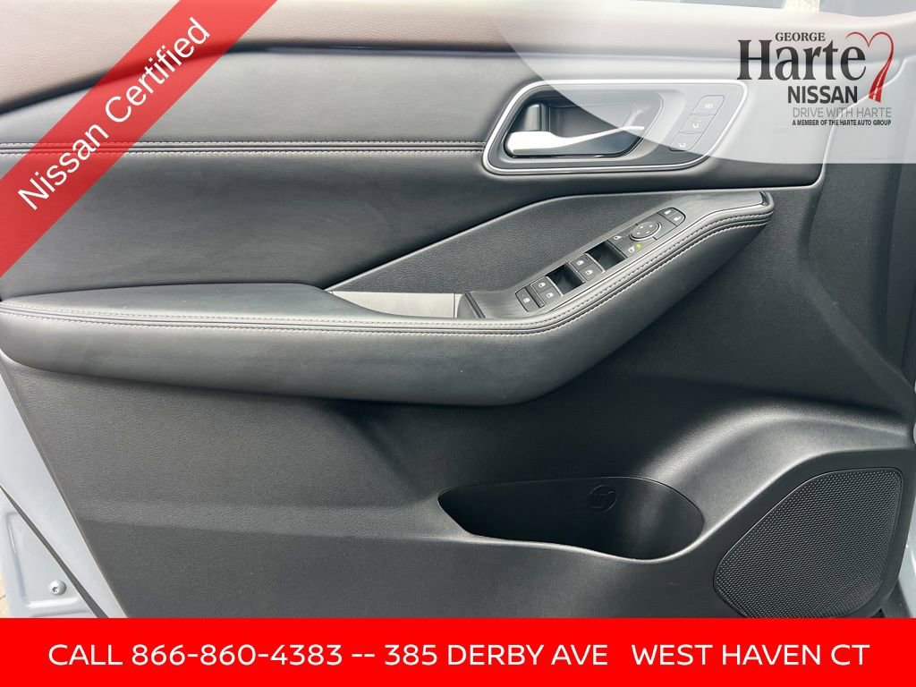 Certified 2023 Nissan Rogue Platinum image 24