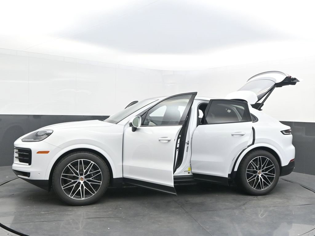 New 2026 Porsche Cayenne Coupe image 38