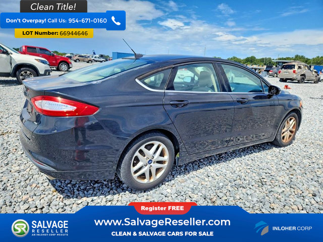 Used 2014 Ford Fusion SE FWD image 4