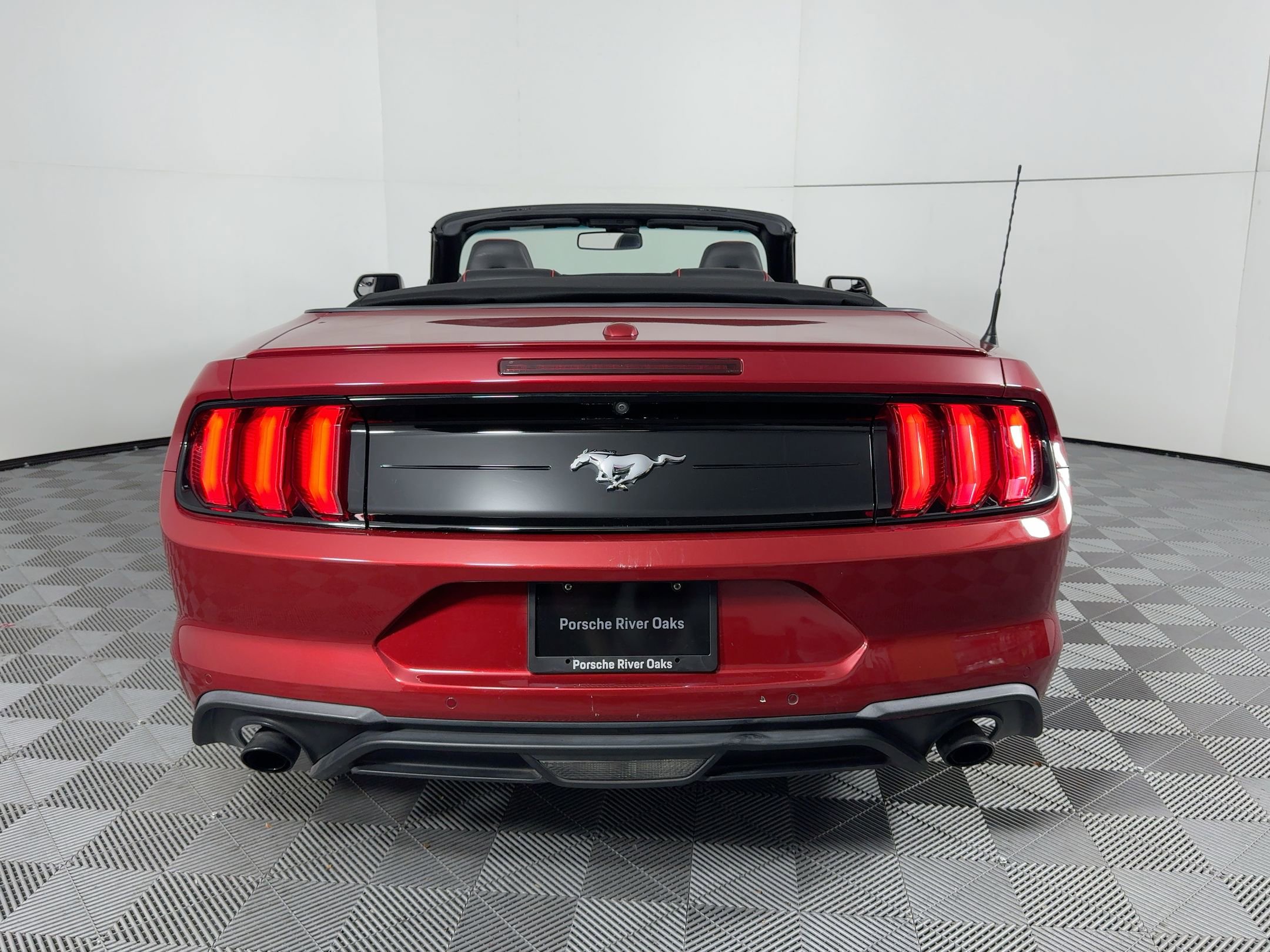 Used 2020 Ford Mustang Convertible w/ Equipment Group 101A image 10