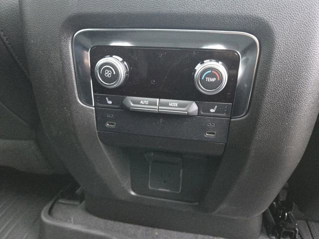 New 2026 GMC Yukon XL Denali w/ Sun & Power Step Package image 19