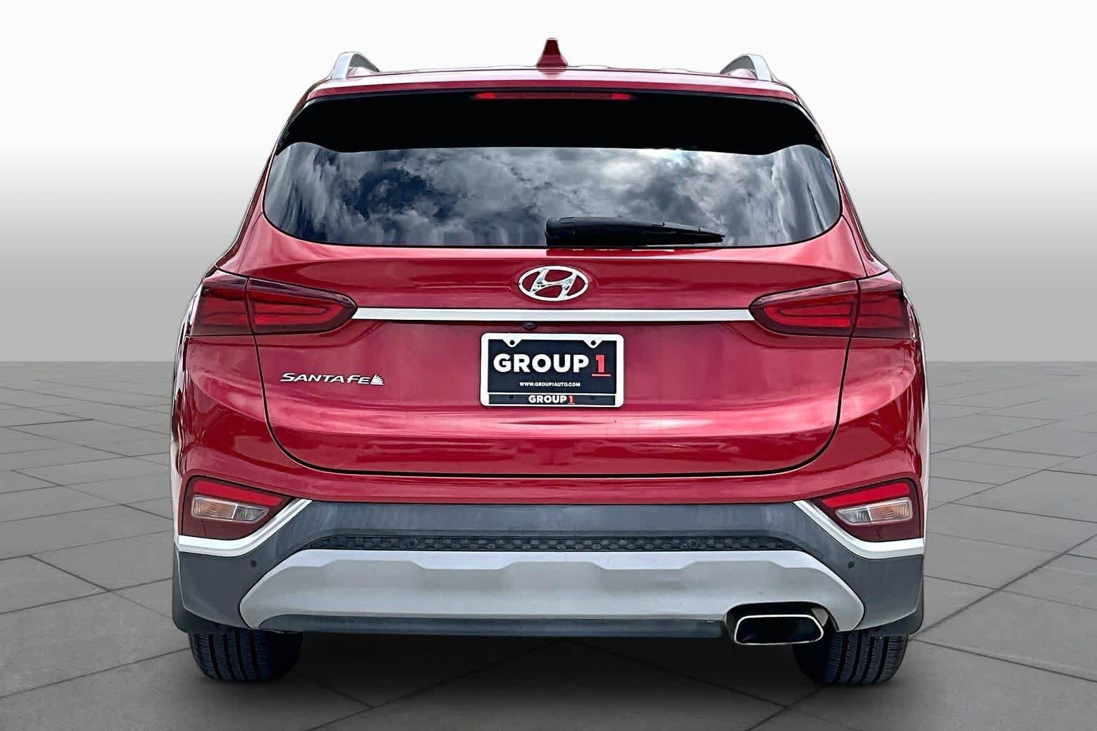 Used 2020 Hyundai Santa Fe SEL w/ Convenience Package FWD image 5