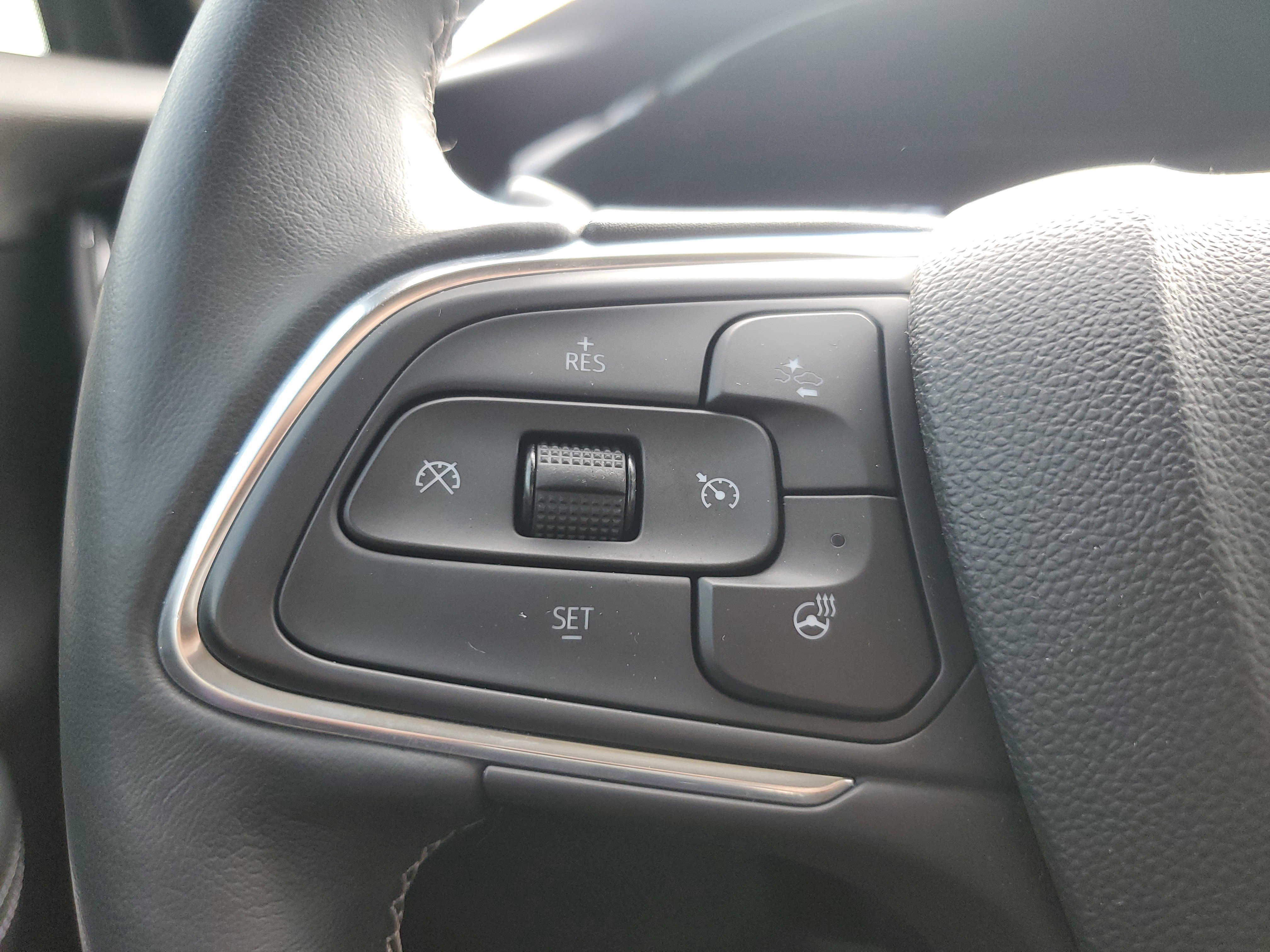 Used 2023 Buick Envision Essence w/ Technology Package I image 20