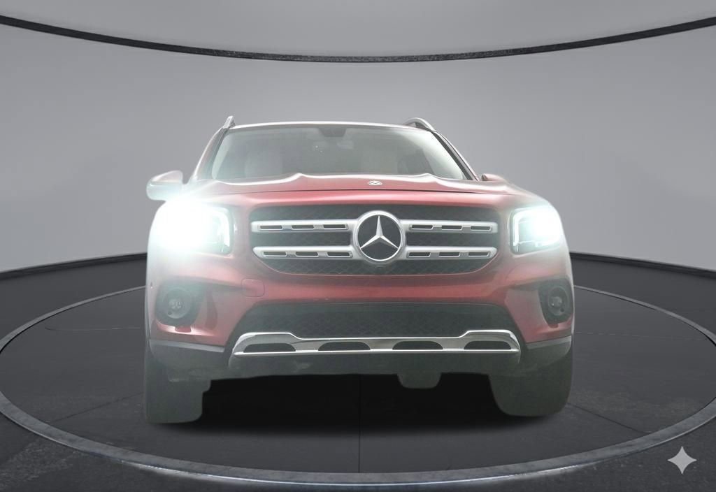 Used 2020 Mercedes-Benz GLB 250 w/ Premium Package image 42