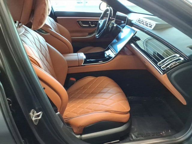 New 2026 Mercedes-Benz S 580 4MATIC Sedan image 19