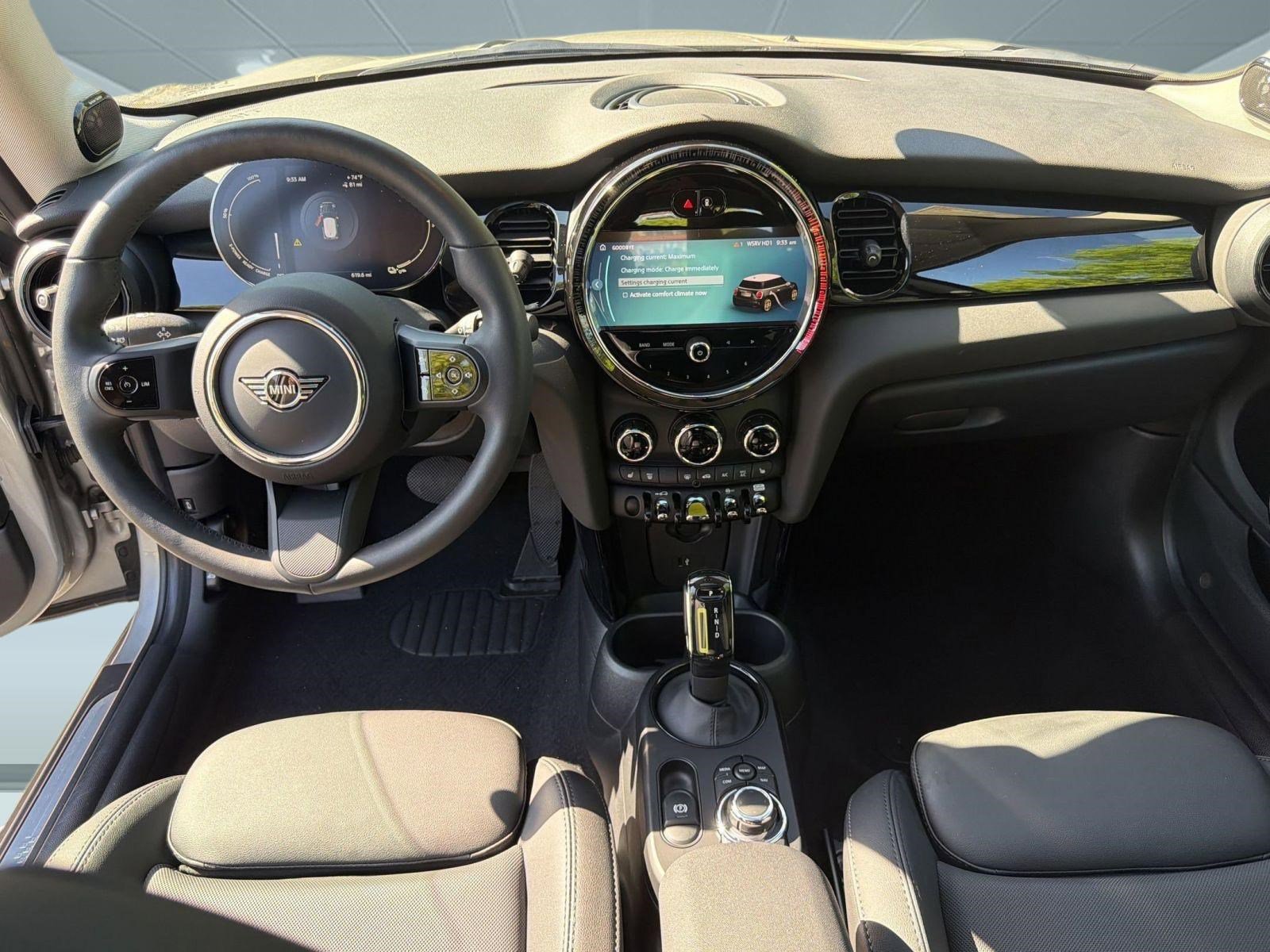 Used 2024 MINI Cooper SE image 25