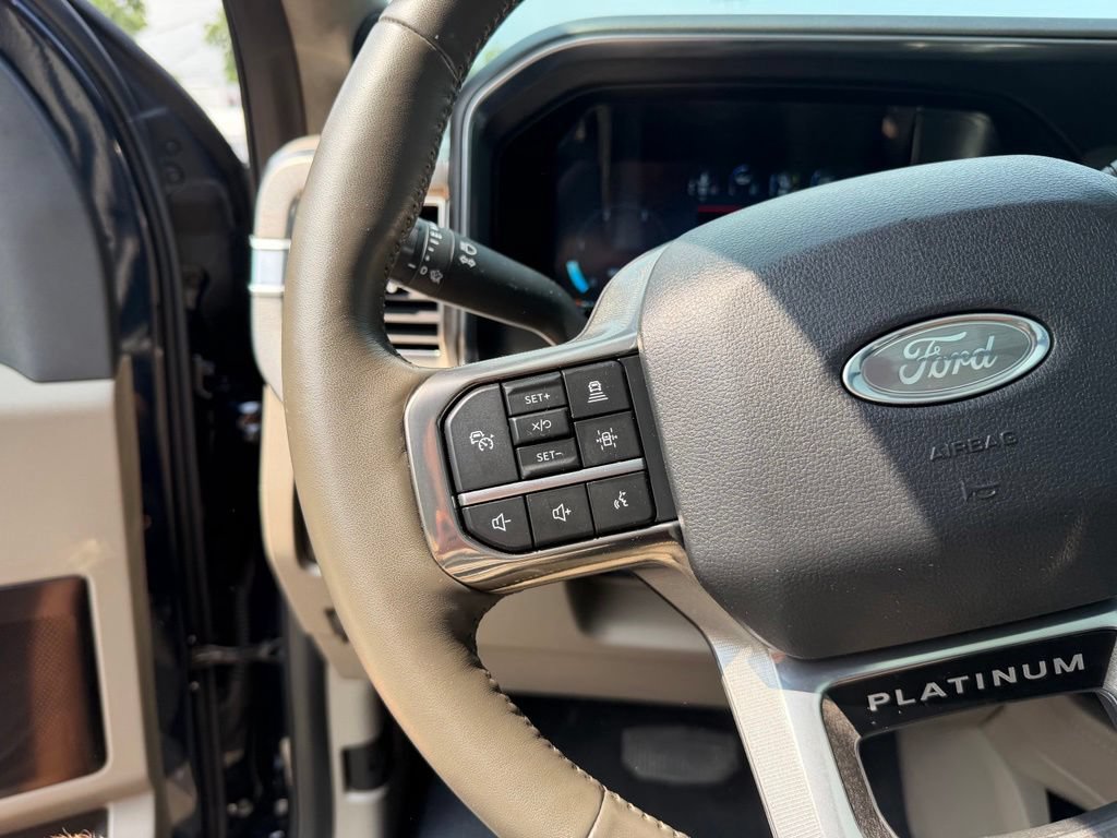 Used 2025 Ford F450 Platinum w/ Platinum Plus Package AWD/4WD image 27