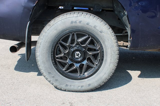 Used 2011 Toyota Tundra 2WD Double Cab image 40