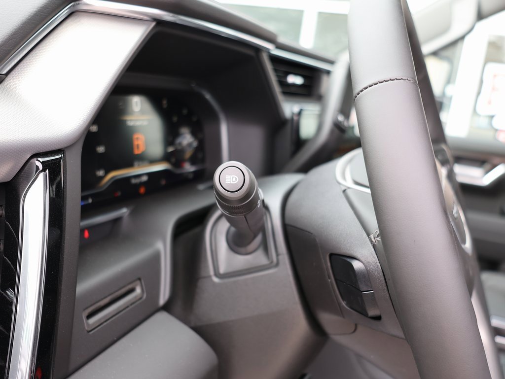 New 2025 GMC Sierra 2500 Denali w/ Denali Reserve Package image 14