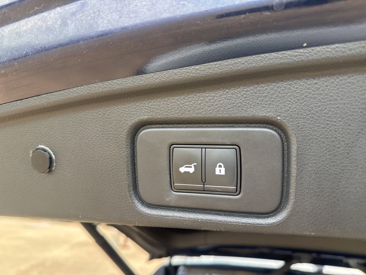 Certified 2022 Nissan Pathfinder SL w/ Lighting Package (N92) FWD image 33