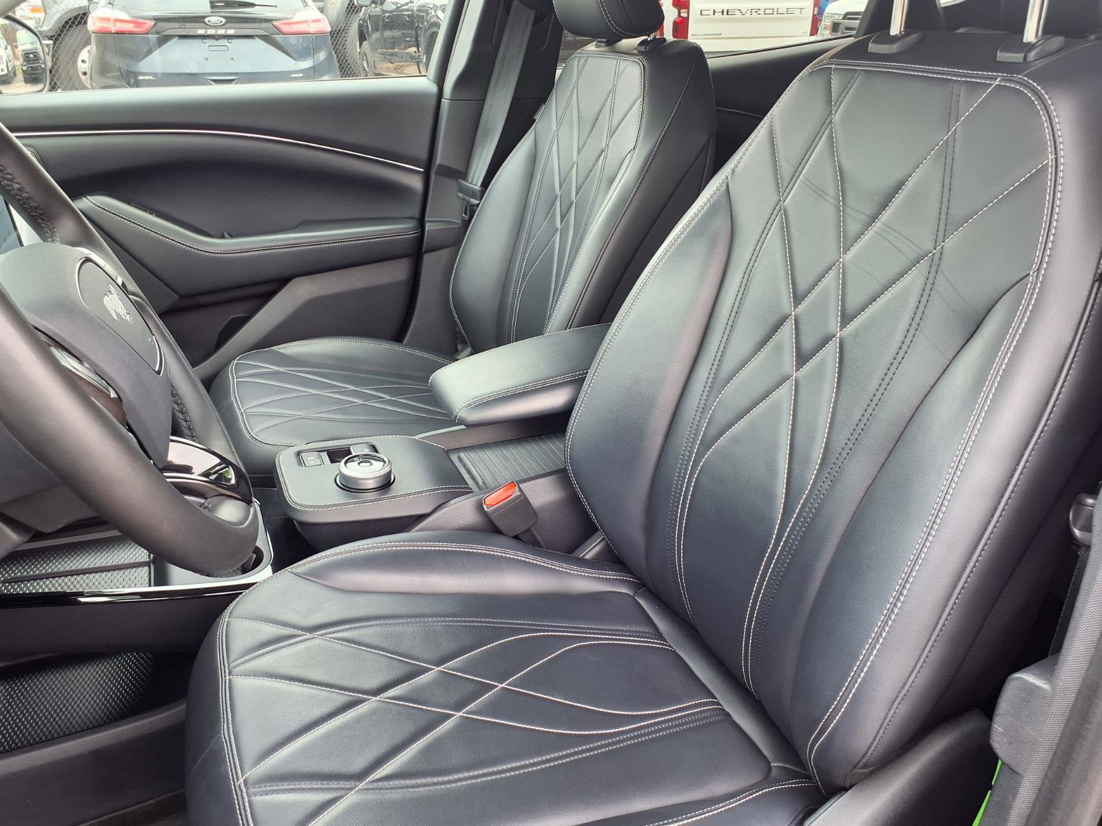 Used 2021 Ford Mustang Mach-E Select w/ Comfort/Appearance Package image 3