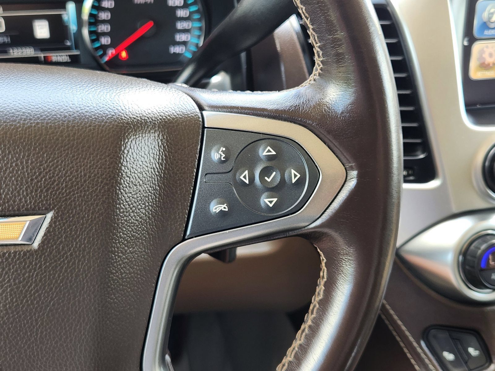 Used 2020 Chevrolet Tahoe LT RWD image 32