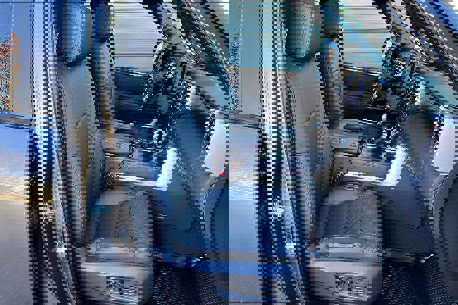 Certified 2025 Toyota Sequoia Platinum image 7