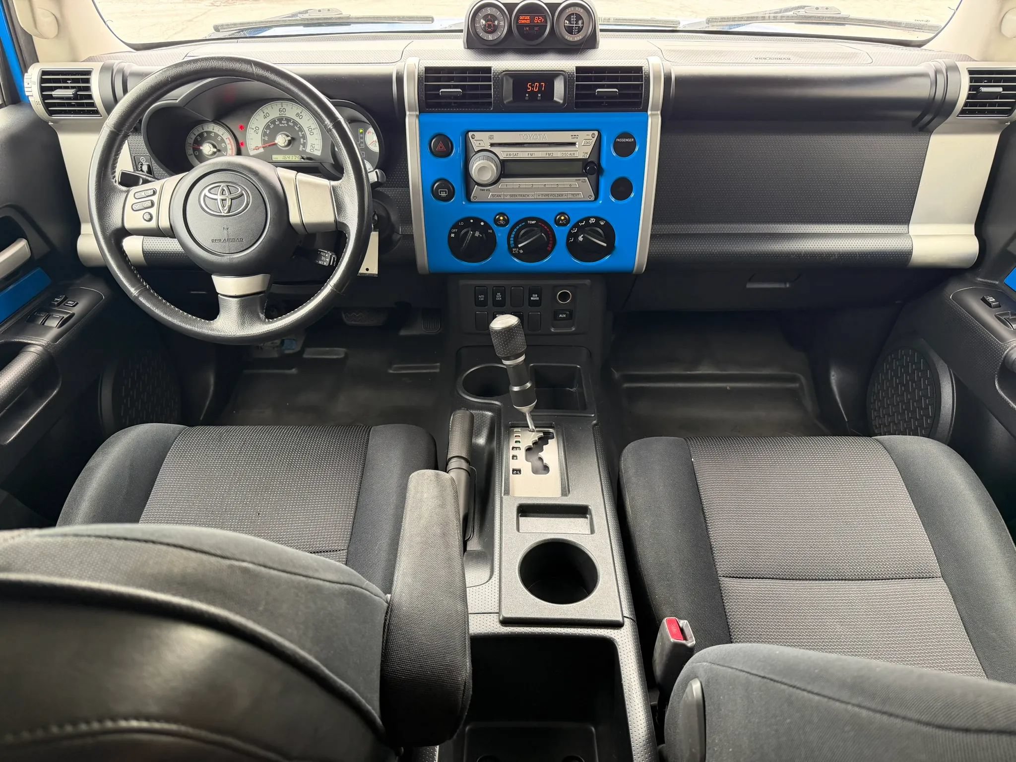Used 2007 Toyota FJ Cruiser 2WD w/ Upgrade Pkg 2 image 14