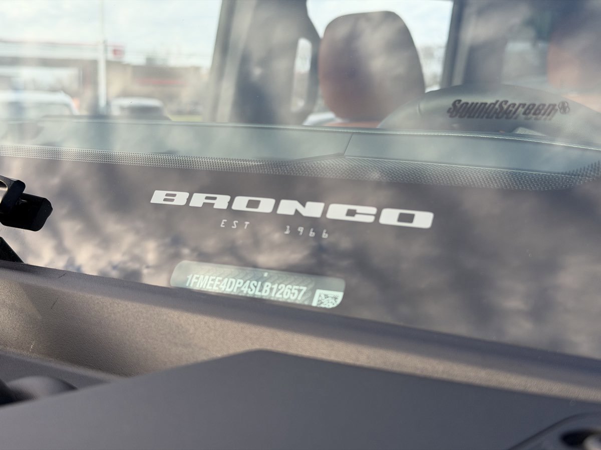 Used 2025 Ford Bronco Heritage Edition image 25