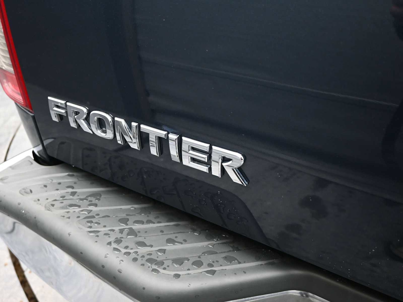 Used 2019 Nissan Frontier SV image 20