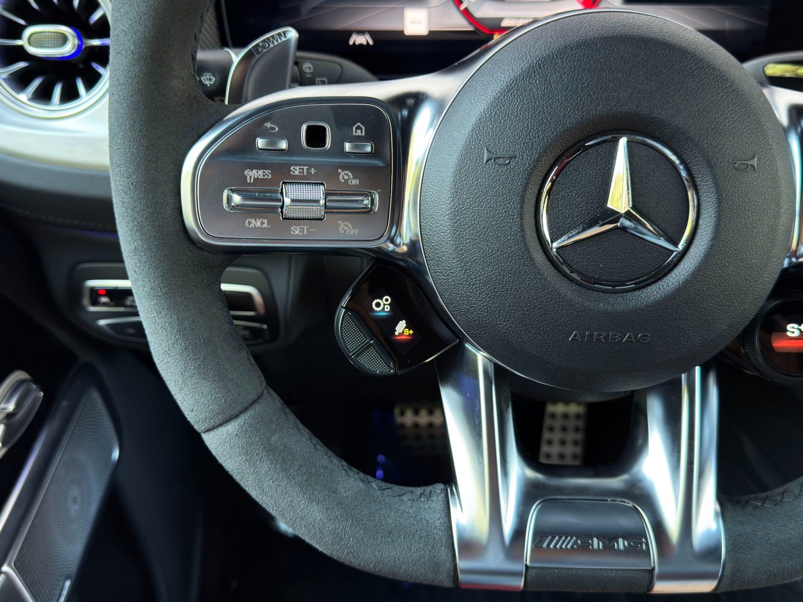 Used 2022 Mercedes-Benz G 63 AMG Squared image 24