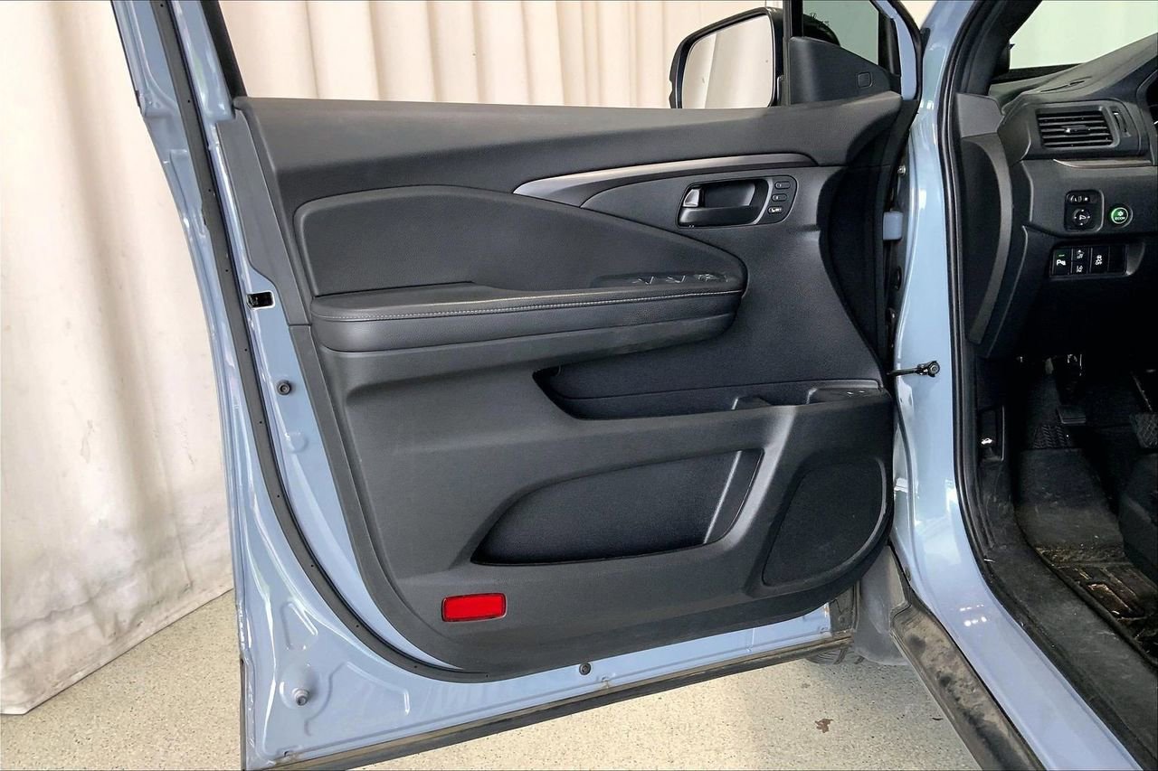 Used 2023 Honda Passport EX-L image 21