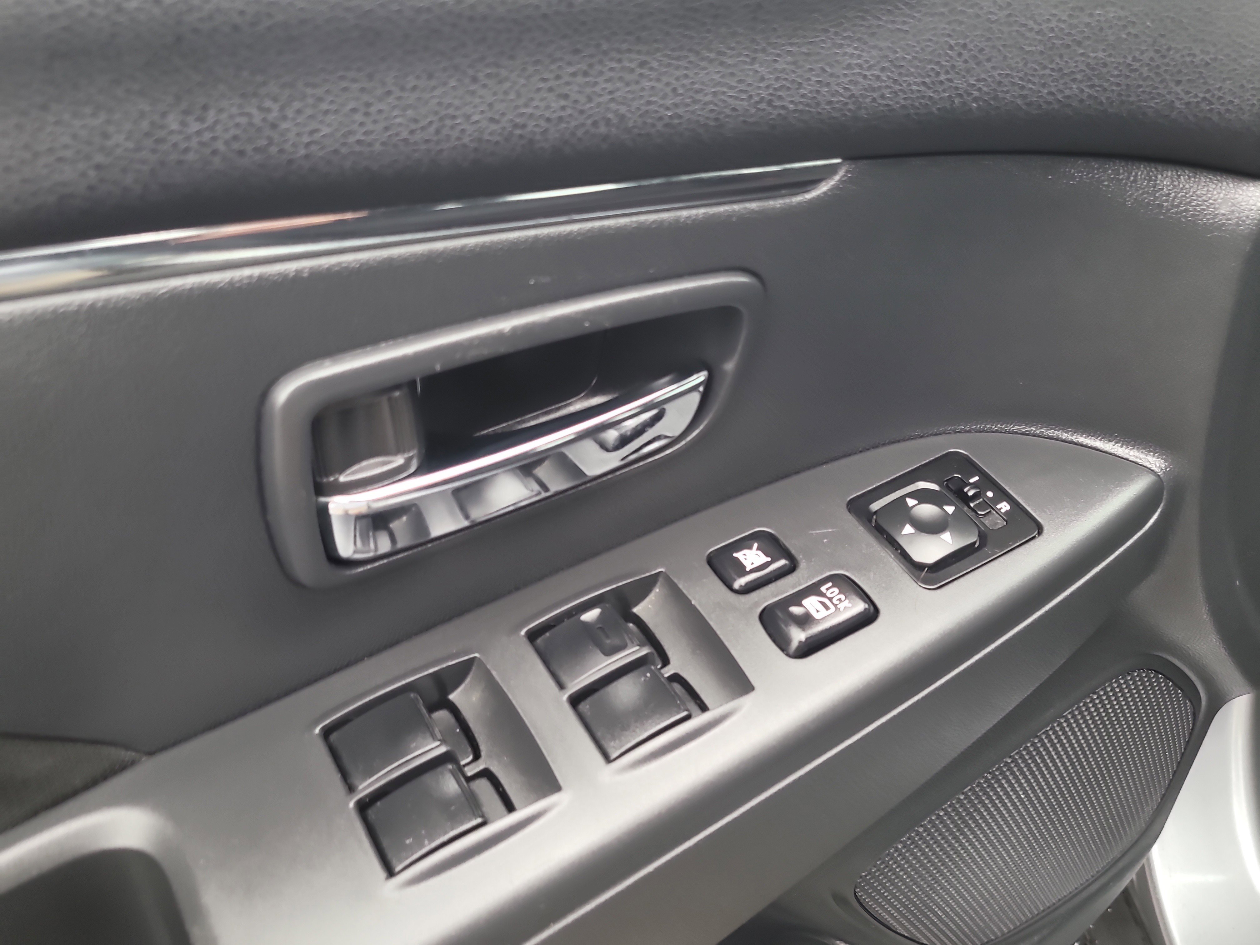 Used 2024 Mitsubishi Outlander Sport ES image 17