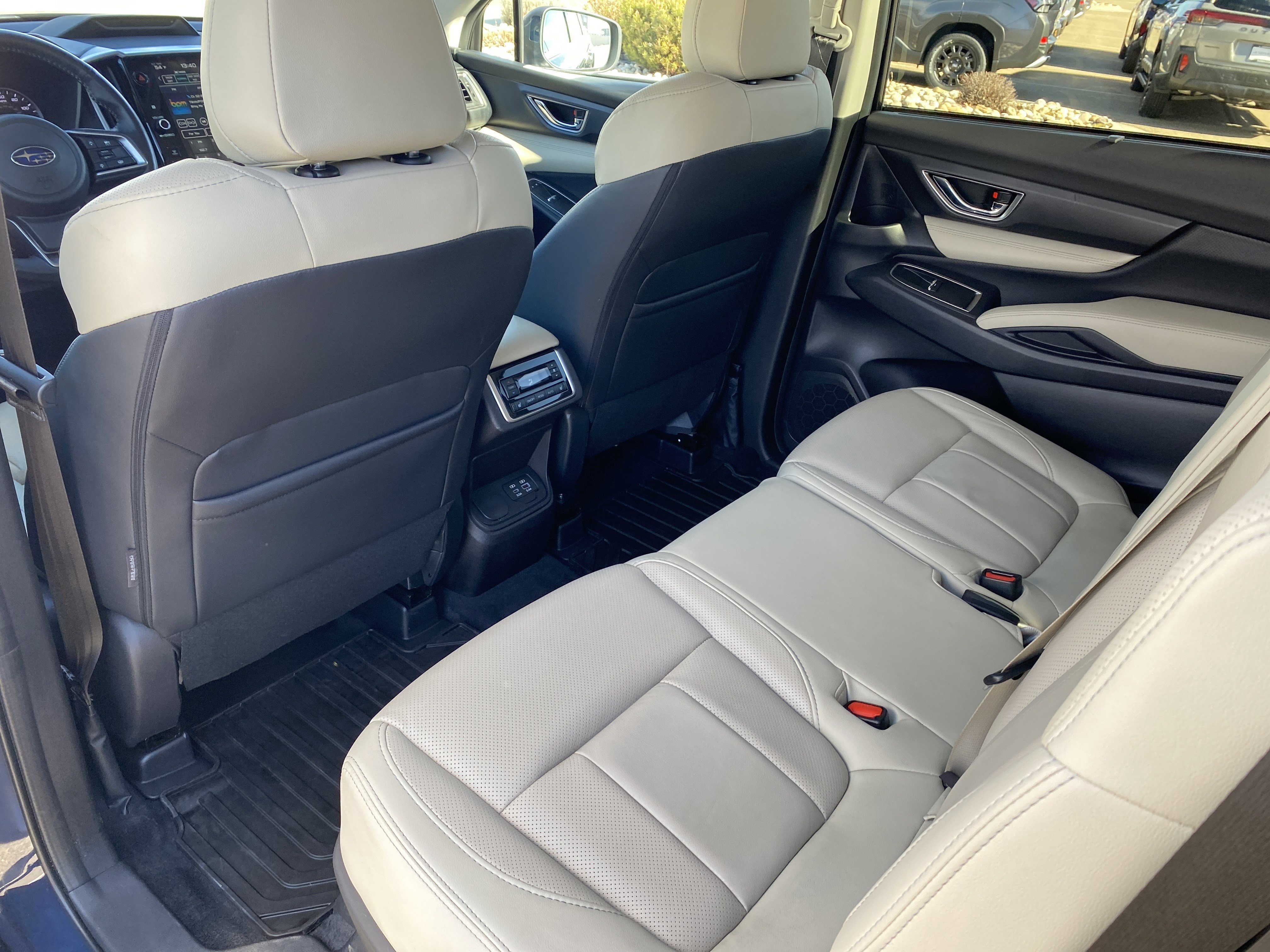 Used 2023 Subaru Ascent Limited image 19