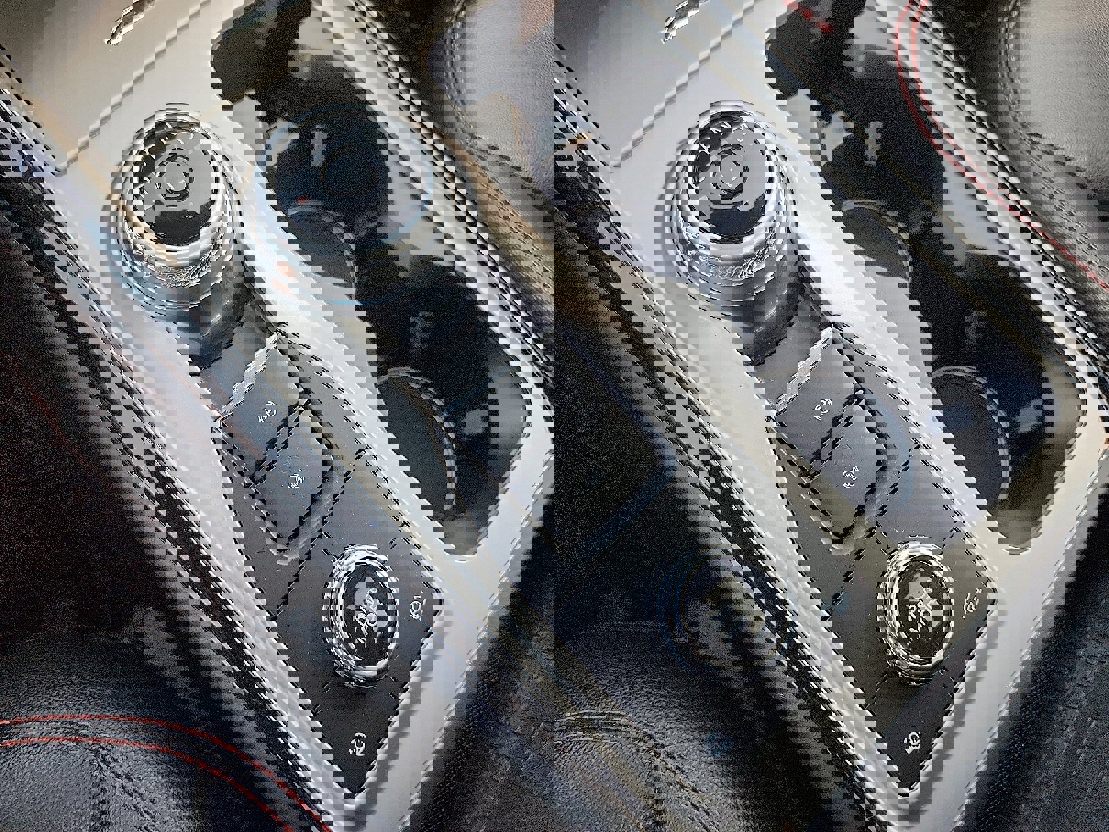 Certified 2022 Ford Explorer ST-Line w/ Class IV Trailer Tow Package AWD/4WD image 17