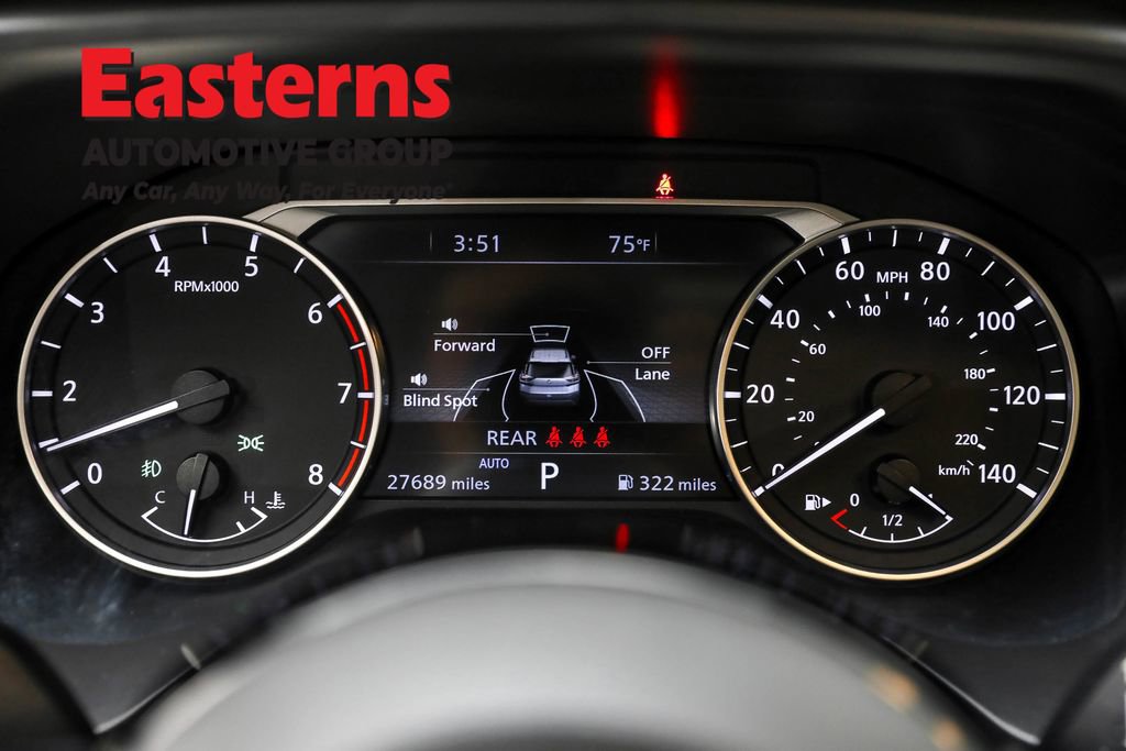 Used 2022 Nissan Rogue SL w/ SL Premium Package image 18