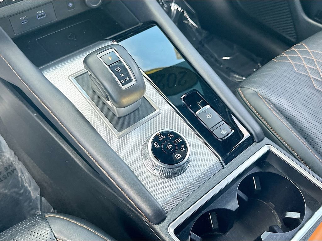 Used 2022 Mitsubishi Outlander SEL image 17