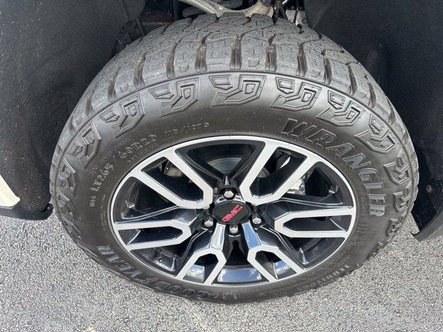 Used 2026 GMC Sierra 1500 AT4 w/ AT4 Premium Package AWD/4WD image 8