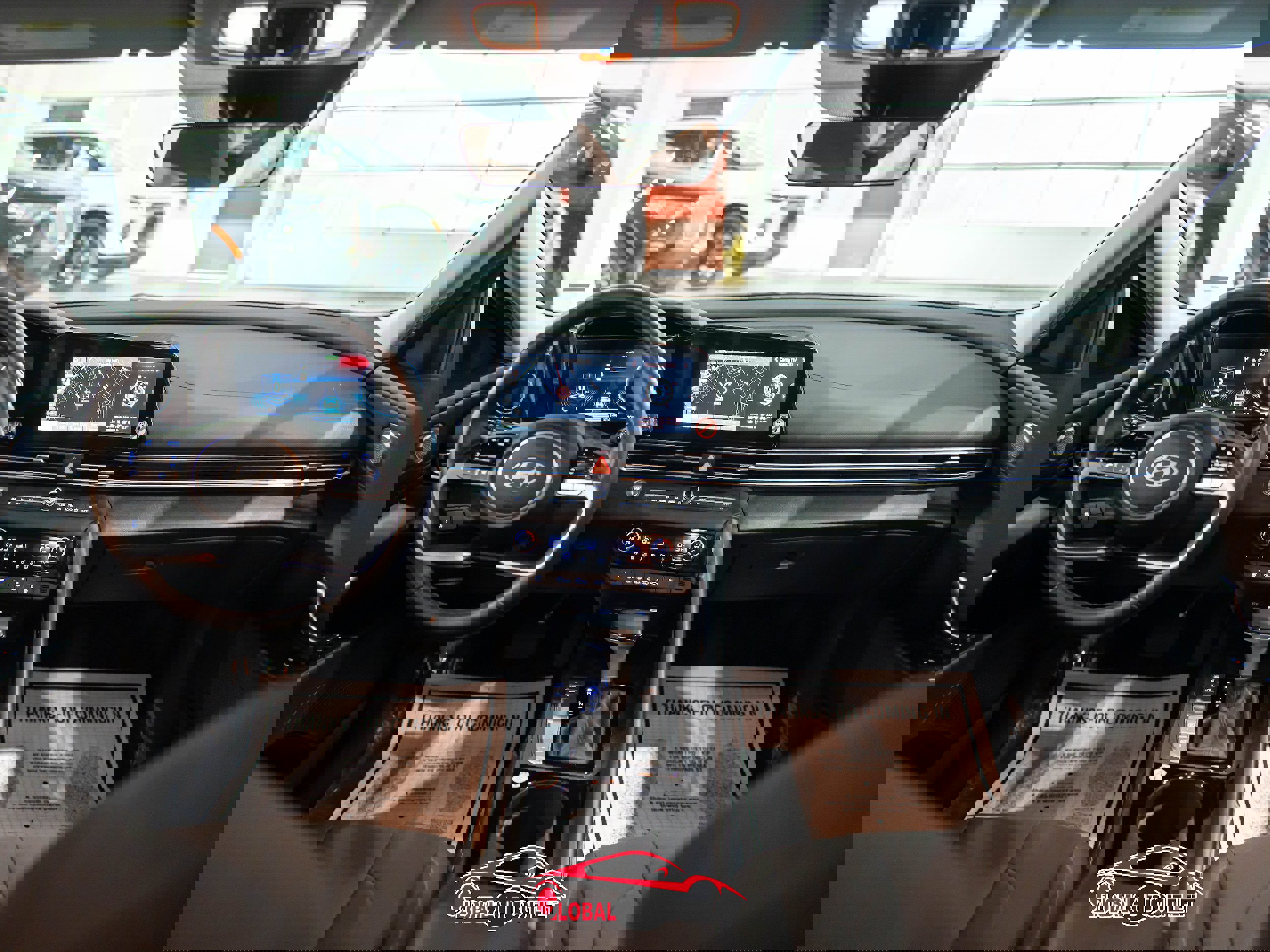 Used 2025 Hyundai Elantra SEL image 14