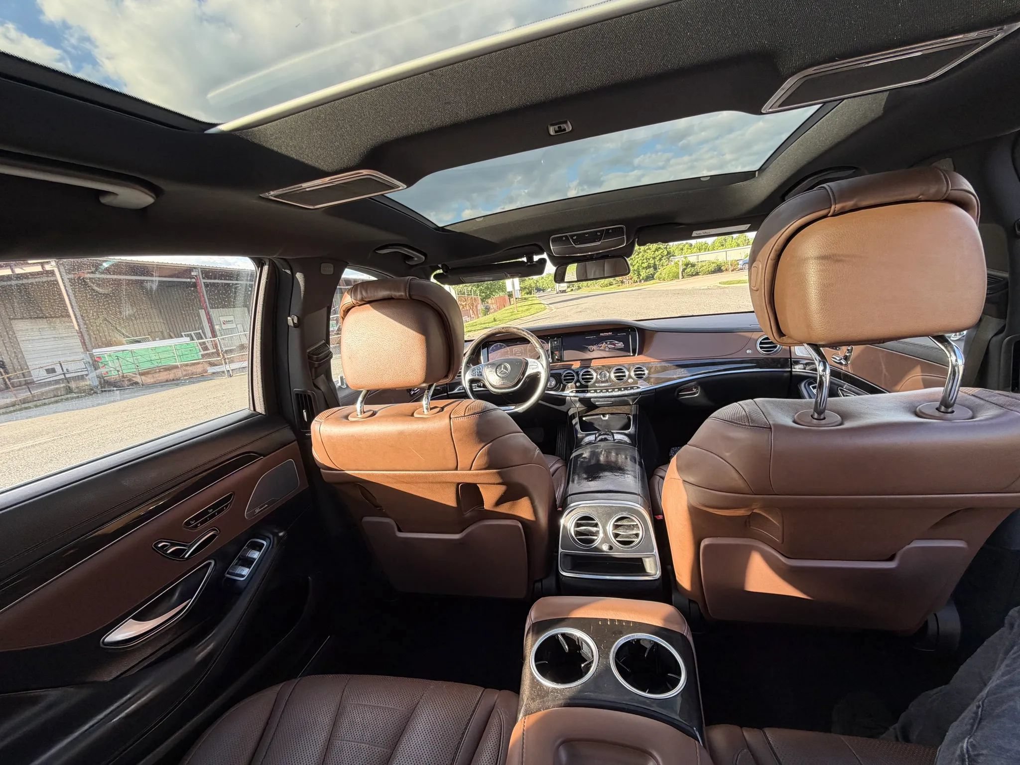 Used 2014 Mercedes-Benz S 550 Sedan w/ Edition 1 Package image 24