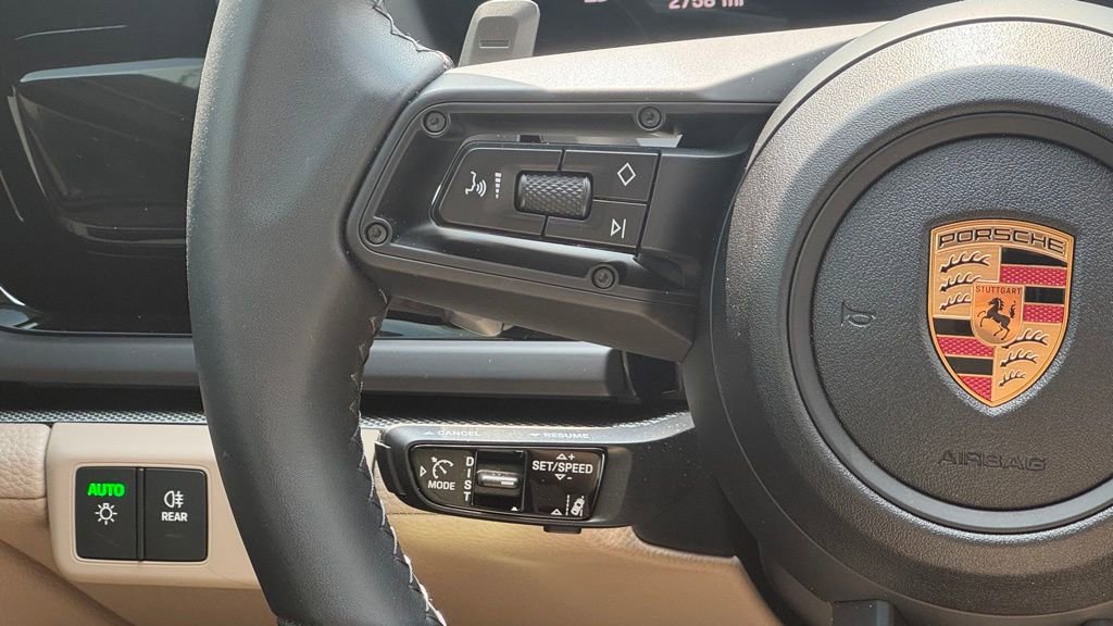 Used 2025 Porsche Panamera 4 image 17