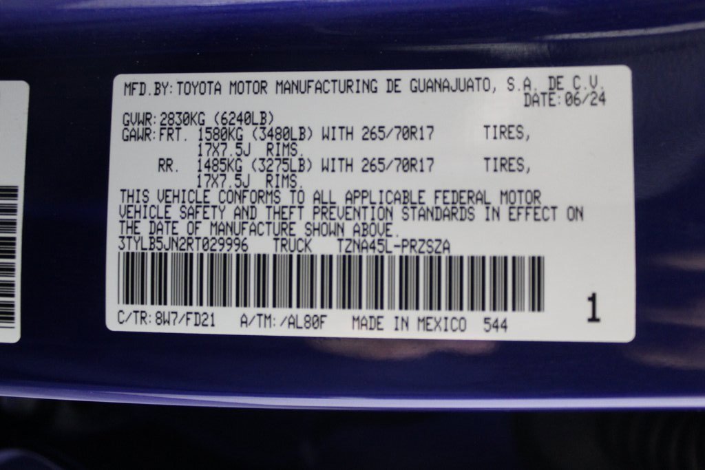 Used 2024 Toyota Tacoma TRD Off-Road image 24